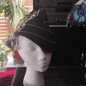 Chic Black and Gold Women's Hat